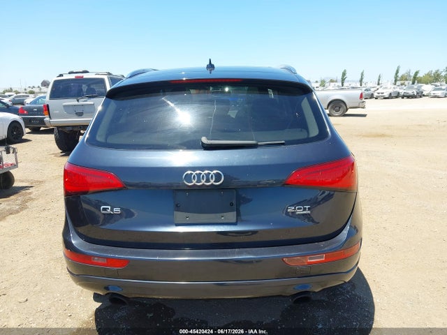 WA1LFAFP1EA041156 Audi Q5 2.0t Premium