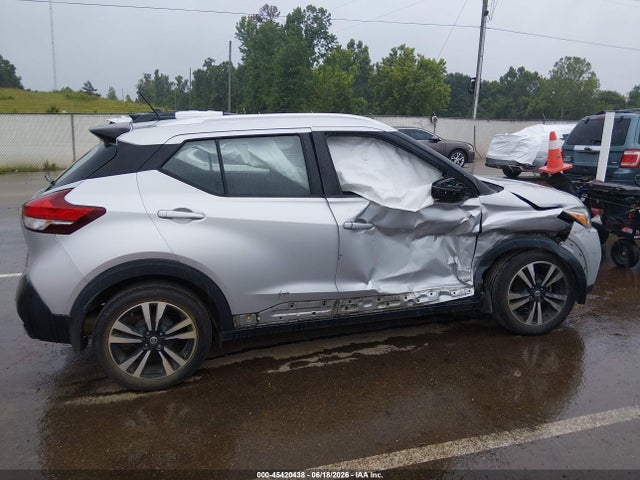 Nissan KICKS SR 2018 3N1CP5CU1JL507629 Image 13
