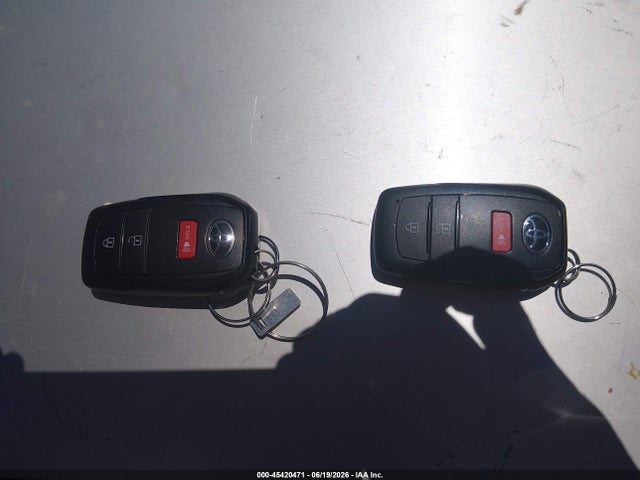 3TMLB5JN6SM195651 Toyota Tacoma Trd Sport