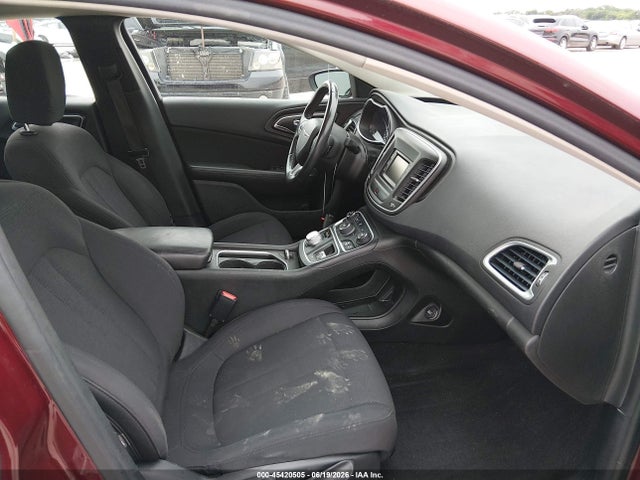 Chrysler 200 Limited 2015 1C3CCCAB5FN555421 Image 5