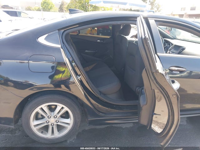 1G1BE5SM5G7290656 Chevrolet Cruze Lt Auto