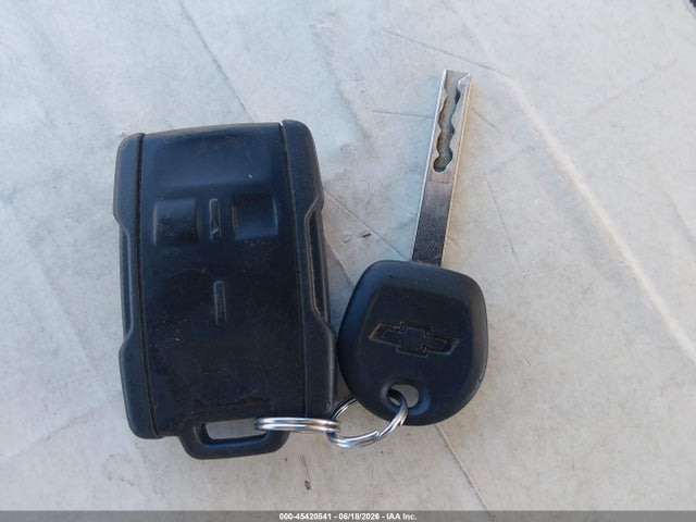 3GCPYCEF0KG129151 Chevrolet Silverado 1500 Custom Trail Boss