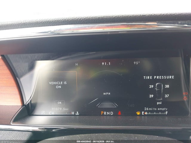 45420542 :رقم المزاد ، 5LMJJ2KT6LEL21125 vin ، 2020 Lincoln Navigator Reserve مزاد بيع