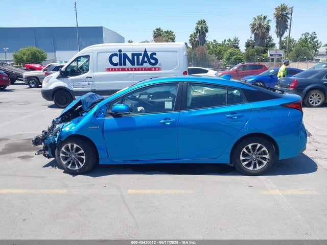 Toyota Prius Limited 2021 JTDKAMFU6M3130179 Image 15