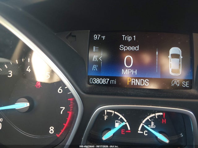 Ford ESCAPE SE 2018 1FMCU9GDXJUD08748 Image 15