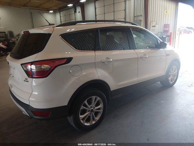 Ford ESCAPE SE 2018 1FMCU9GDXJUD08748 Image 4
