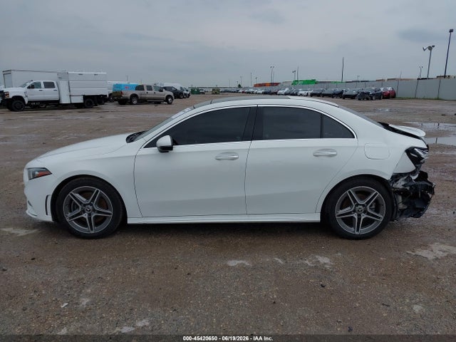 45420650 :رقم المزاد ، WDD3G4EB5KW017831 vin ، 2019 Mercedes-benz A 220 مزاد بيع