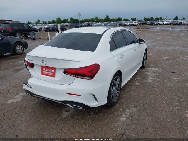 45420650 :رقم المزاد ، WDD3G4EB5KW017831 vin ، 2019 Mercedes-benz A 220 مزاد بيع