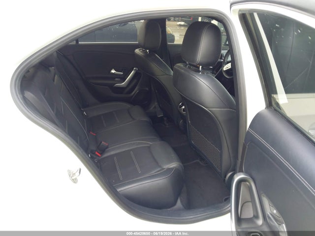 45420650 :رقم المزاد ، WDD3G4EB5KW017831 vin ، 2019 Mercedes-benz A 220 مزاد بيع