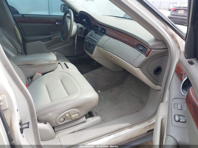 2000 Cadillac Deville Standard მანქანა იყიდება აუქციონზე, vin: 1G6KD57Y8YU330529, აუქციონის ნომერი: 45420663