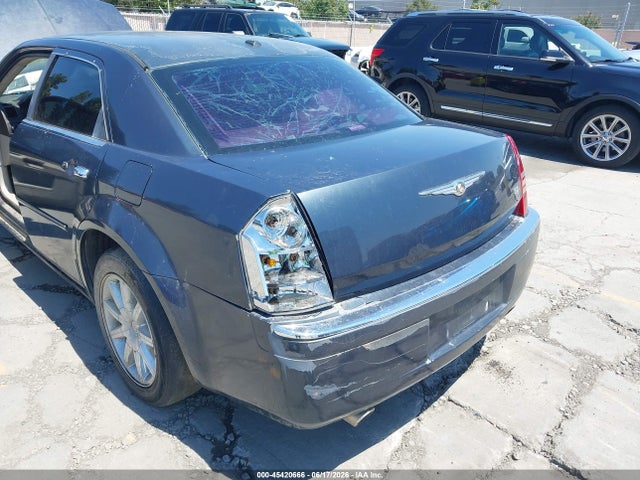 Продаж на аукціоні авто 2007 Chrysler 300c, vin: 2C3KA63H17H697912, номер лоту: 45420666