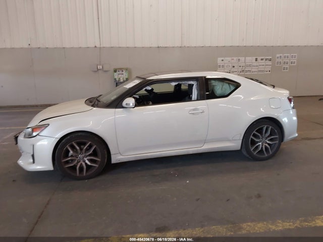 Продажа на аукционе авто 2016 Scion Tc, vin: JTKJF5C70GJ022392, номер лота: 45420678