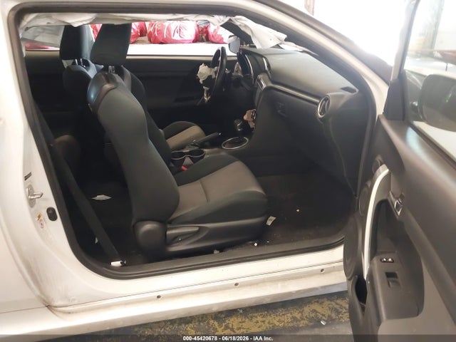 Продажа на аукционе авто 2016 Scion Tc, vin: JTKJF5C70GJ022392, номер лота: 45420678