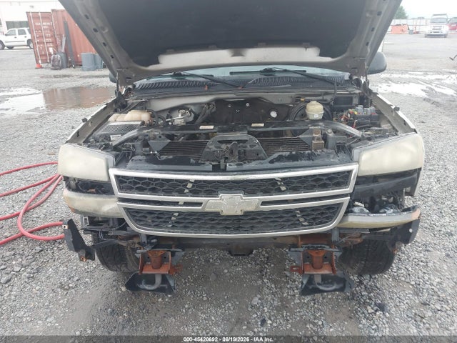 Auction sale of the 2006 Chevrolet Silverado 1500 Work Truck, vin: 2GCEC19VX61158876, lot number: 45420692