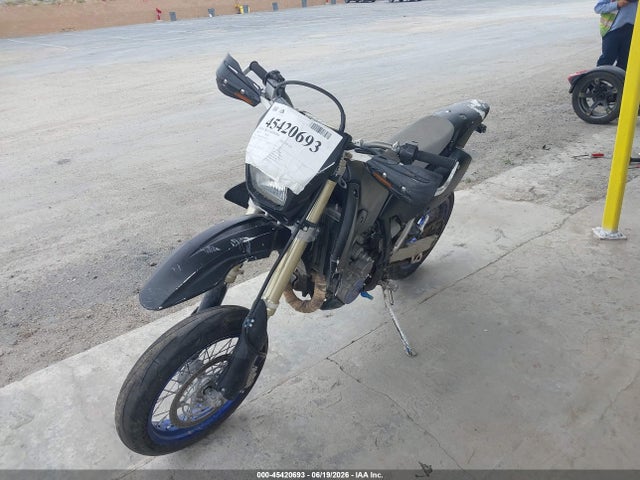 Suzuki Dr-z400sm 2019 JSISK44A5K7100239 Image 2
