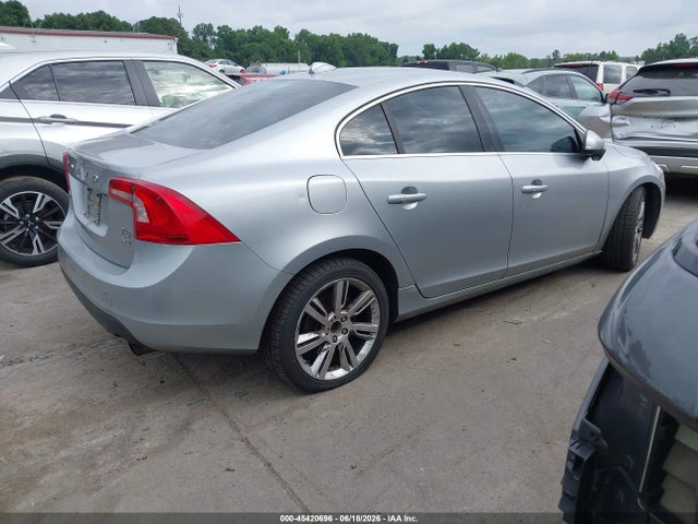 Продаж на аукціоні авто 2012 Volvo S60 T6, vin: YV1902FH3C2055416, номер лоту: 45420696