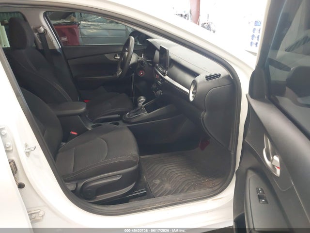 KIA Forte Lxs 2019 3KPF24AD6KE061277 Image 5