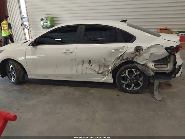 KIA Forte Lxs 2019 3KPF24AD6KE061277 Image 6