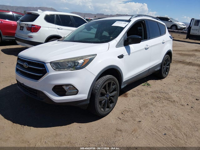 Ford ESCAPE SE 2017 1FMCU9G90HUE37040 Image 2