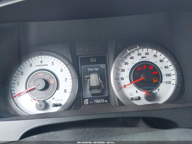 5TDXK3DC3FS565220 Toyota Sienna Se 8 Passenger
