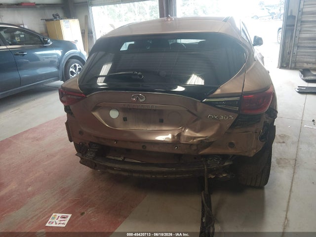 45420713 :رقم المزاد ، SJKCH5CP3HA016787 vin ، 2017 Infiniti Qx30 Sport مزاد بيع