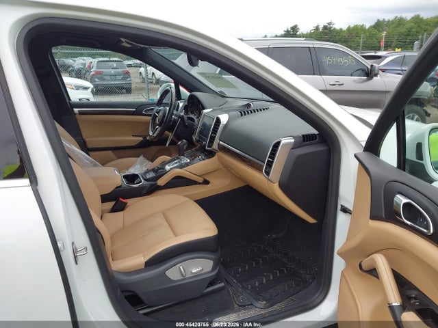 Продажа на аукционе авто 2017 Porsche Cayenne Platinum Edition, vin: WP1AA2A21HKA82879, номер лота: 45420755