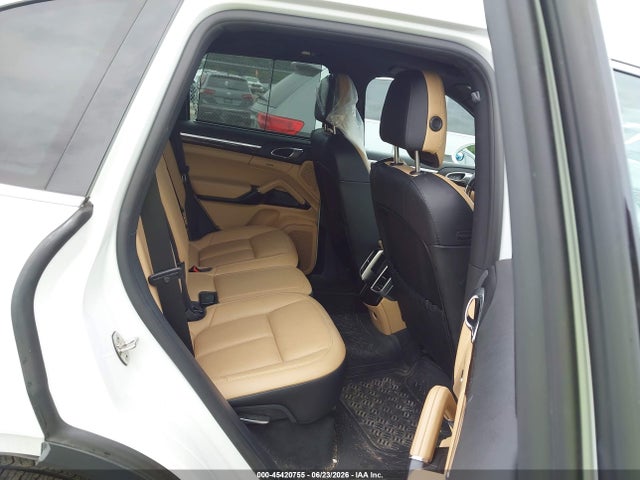 Aukcja sprzedaży 2017 Porsche Cayenne Platinum Edition, vin: WP1AA2A21HKA82879, numer aukcji: 45420755