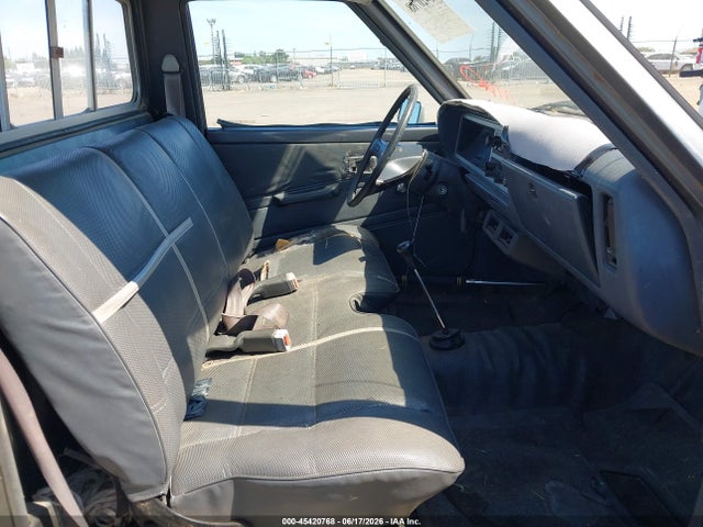 45420768 :رقم المزاد ، JB7FP24D4GP107441 vin ، 1986 Dodge D50 Custom مزاد بيع