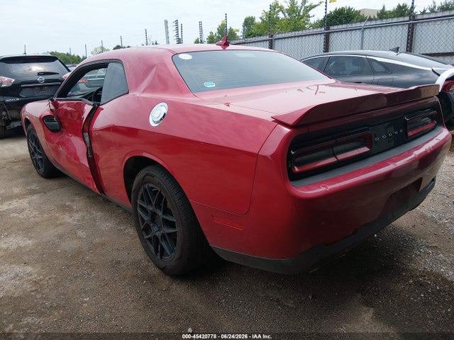 45420778 :رقم المزاد ، 2C3CDZAG4GH354230 vin ، 2016 Dodge Challenger Sxt Plus مزاد بيع