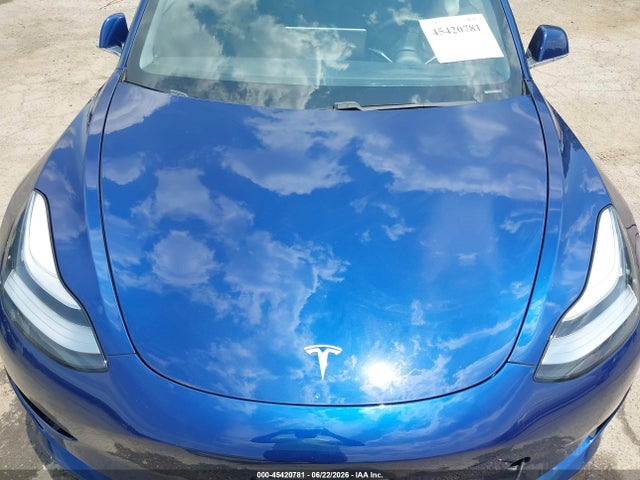2020 Tesla Model 3 Standard Range Plus Rear-wheel Drive/standard Range Rear-wheel Drive მანქანა იყიდება აუქციონზე, vin: 5YJ3E1EAXLF792427, აუქციონის ნომერი: 45420781