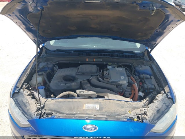 3FA6P0UUXJR212737 Ford Fusion Hybrid S