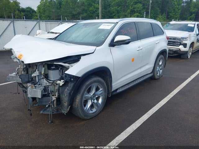 Toyota Highlander Limited 2018 5TDYZRFH0JS268622 Image 2