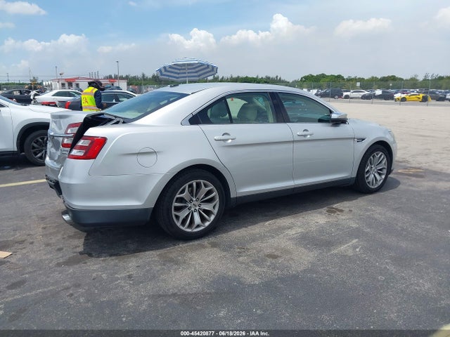 2015 Ford Taurus Limited მანქანა იყიდება აუქციონზე, vin: 1FAHP2F81FG144282, აუქციონის ნომერი: 45420877