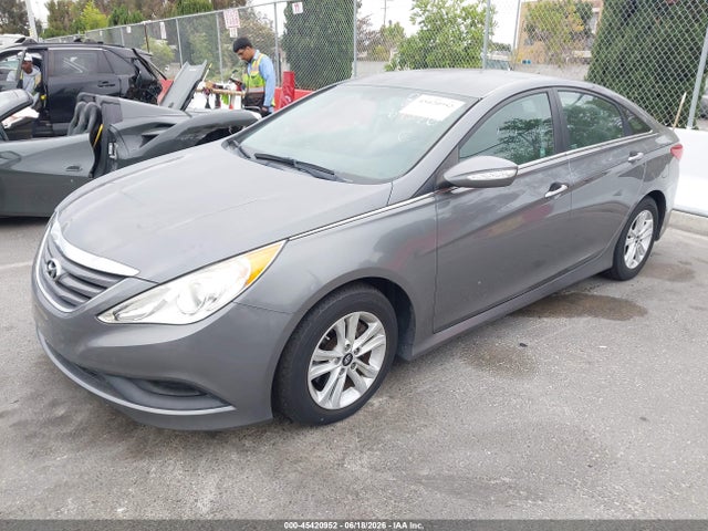 Hyundai SONATA GLS 2014 5NPEB4AC7EH906091 Image 2