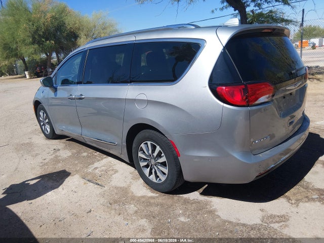Chrysler Pacifica Hybrid Limited 2020 2C4RC1N76LR113648 Image 3