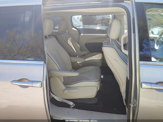 Chrysler Pacifica Hybrid Limited 2020 2C4RC1N76LR113648 Image 8