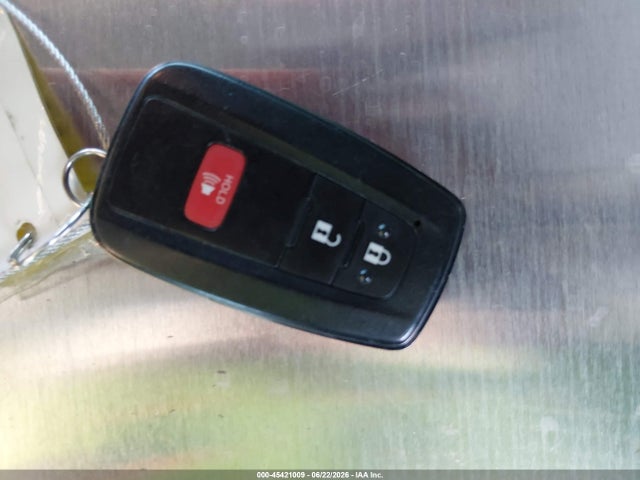 Toyota Prius Two 2016 JTDKBRFU7G3008011 Image 11