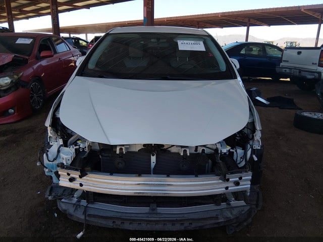 Toyota Prius Two 2016 JTDKBRFU7G3008011 Image 13