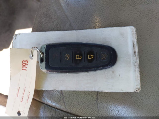 1FMCU0J96GUC10096 Ford Escape Titanium