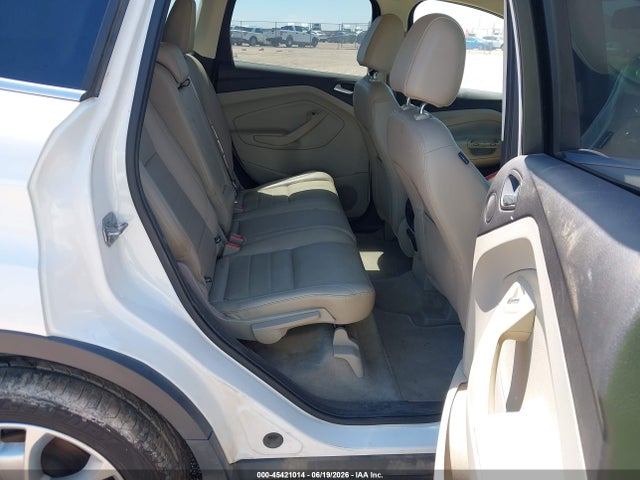 1FMCU0J96GUC10096 Ford Escape Titanium
