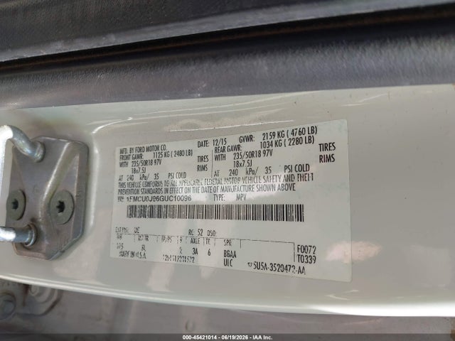 1FMCU0J96GUC10096 Ford Escape Titanium
