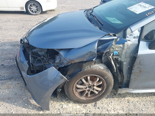 JTDEAMDE3NJ048996 Toyota Corolla Hybrid Le