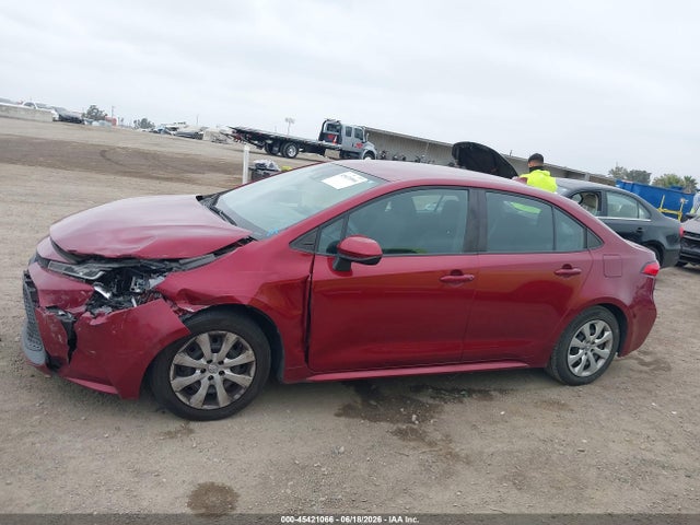 5YFEPMAE5NP309561 Toyota COROLLA LE