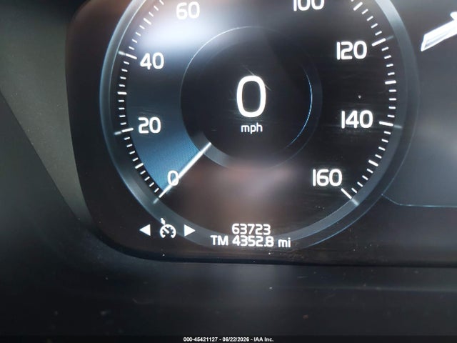 45421127 :رقم المزاد ، LYVA22RM9KB177751 vin ، 2019 Volvo Xc60 T6 R-design مزاد بيع