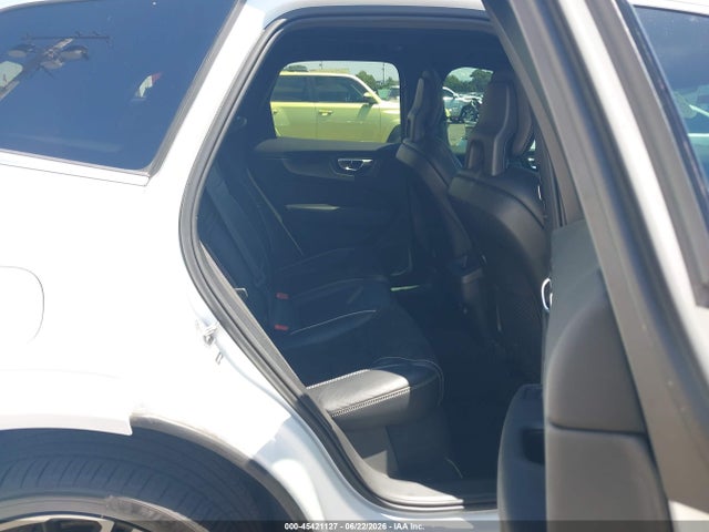 45421127 :رقم المزاد ، LYVA22RM9KB177751 vin ، 2019 Volvo Xc60 T6 R-design مزاد بيع