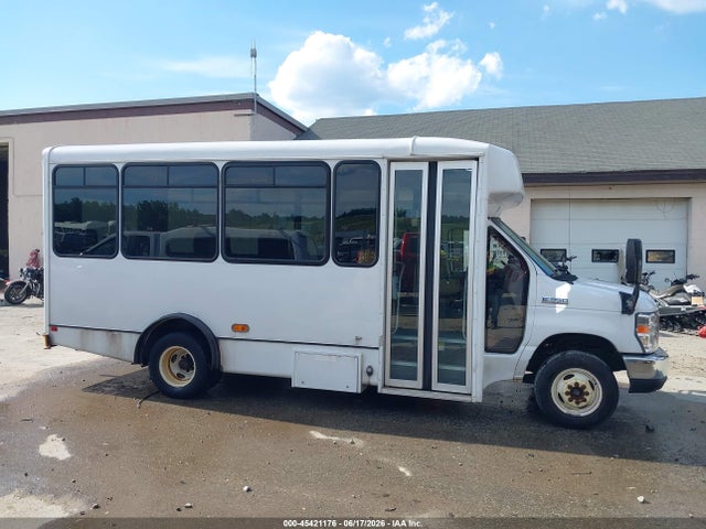 1FDEE3FS6KDC43711 Ford E-350 Cutaway