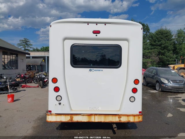 1FDEE3FS6KDC43711 Ford E-350 Cutaway