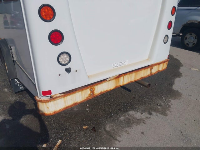 1FDEE3FS6KDC43711 Ford E-350 Cutaway
