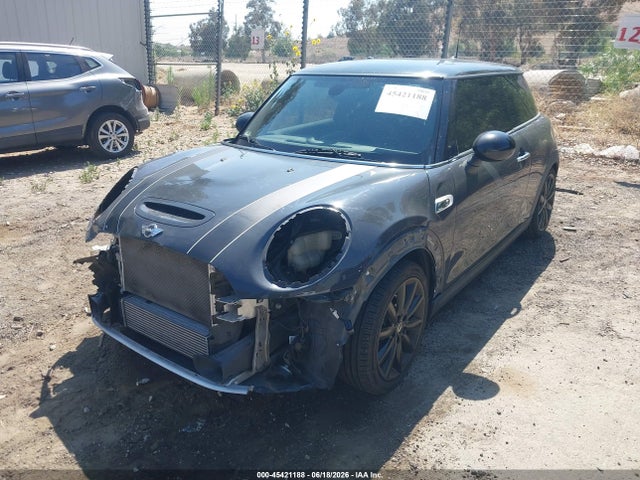 Mini Hardtop Cooper S 2018 WMWXP7C59J2A47608 Image 2