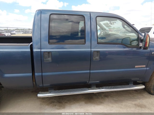 45421215 :رقم المزاد ، 1FTNW21P64EB92982 vin ، 2004 Ford F-250 Lariat/xl/xlt مزاد بيع